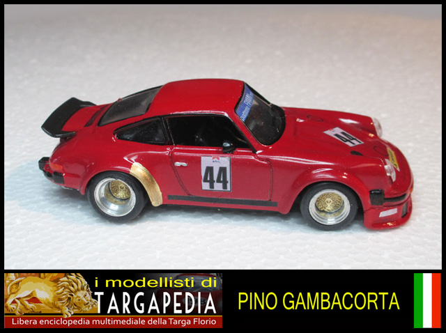 44 Porsche 934 Carrera Turbo - Solido 1.43 (10).jpg